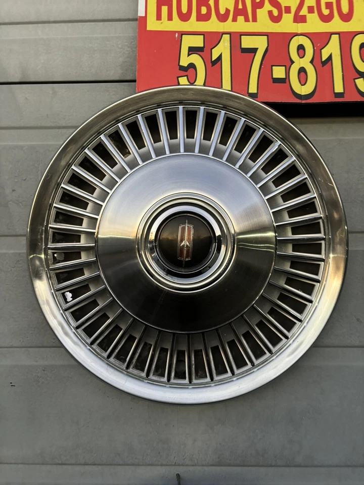 Oldsmobile Cutlass 442 88 98 F85 1966 ”Juego de 4 tapacubos diecast raros 14” OEM Foto 2 de 4