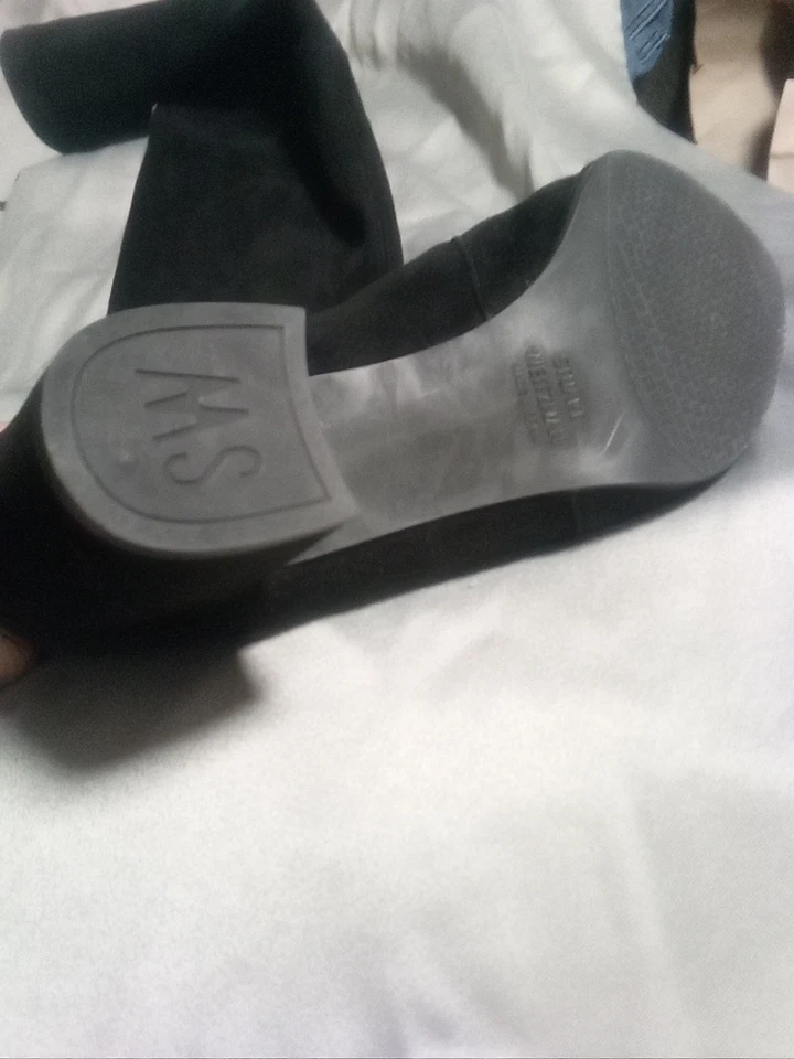 Botas Stuart Weitzman de cuero negro hasta la rodilla punta 8,5 M ¡usadas una noche! Foto 3 de 4