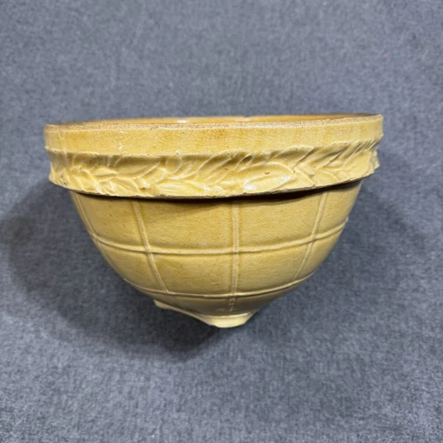 Vintage McCoy Pottery Yellow Ware Mixing Bowl Windowpane 11 inch Diameter