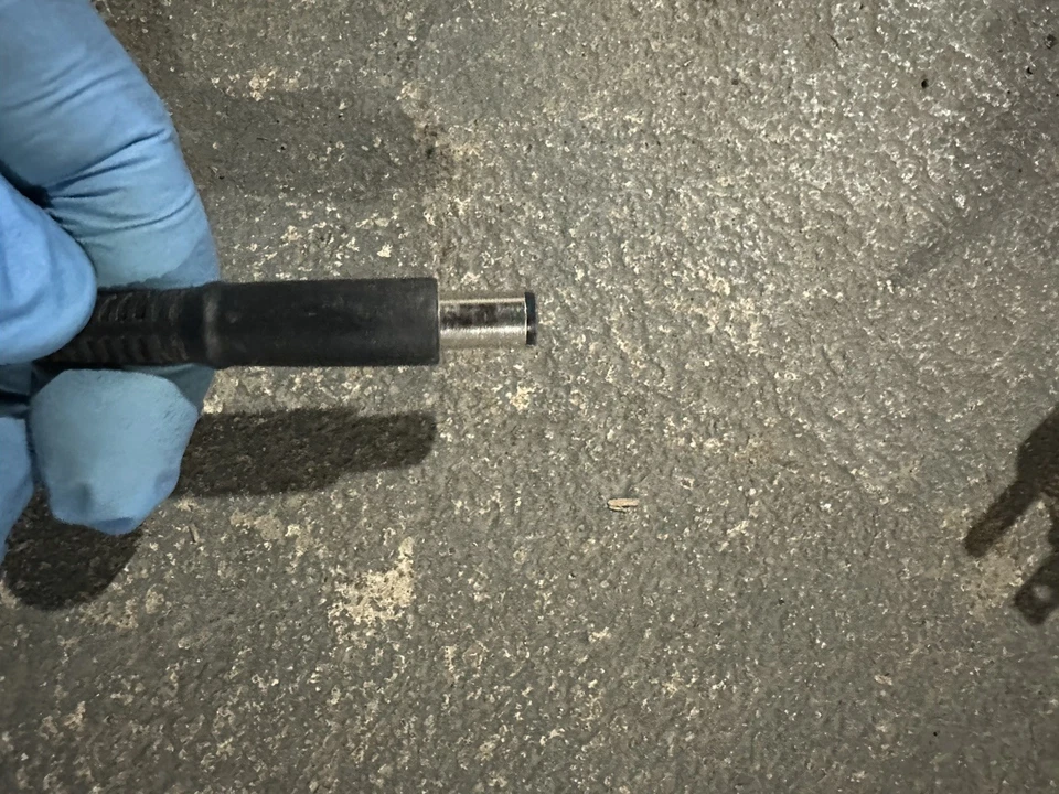 惠普 PPP019L-S 65W 19.5V 3.33A Blue Tip 便携式电脑充电器适配器(10 件装) — 第 3/4 张图片