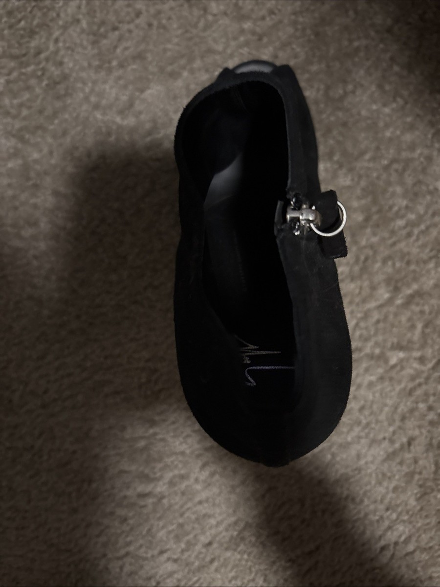 Missing Luxury Shoe View 3