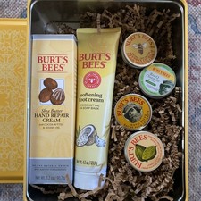 Burt  s Bees Gift Set Hand Cream Foot Cream Hand Salve Lip Balm Ointment Cuticle