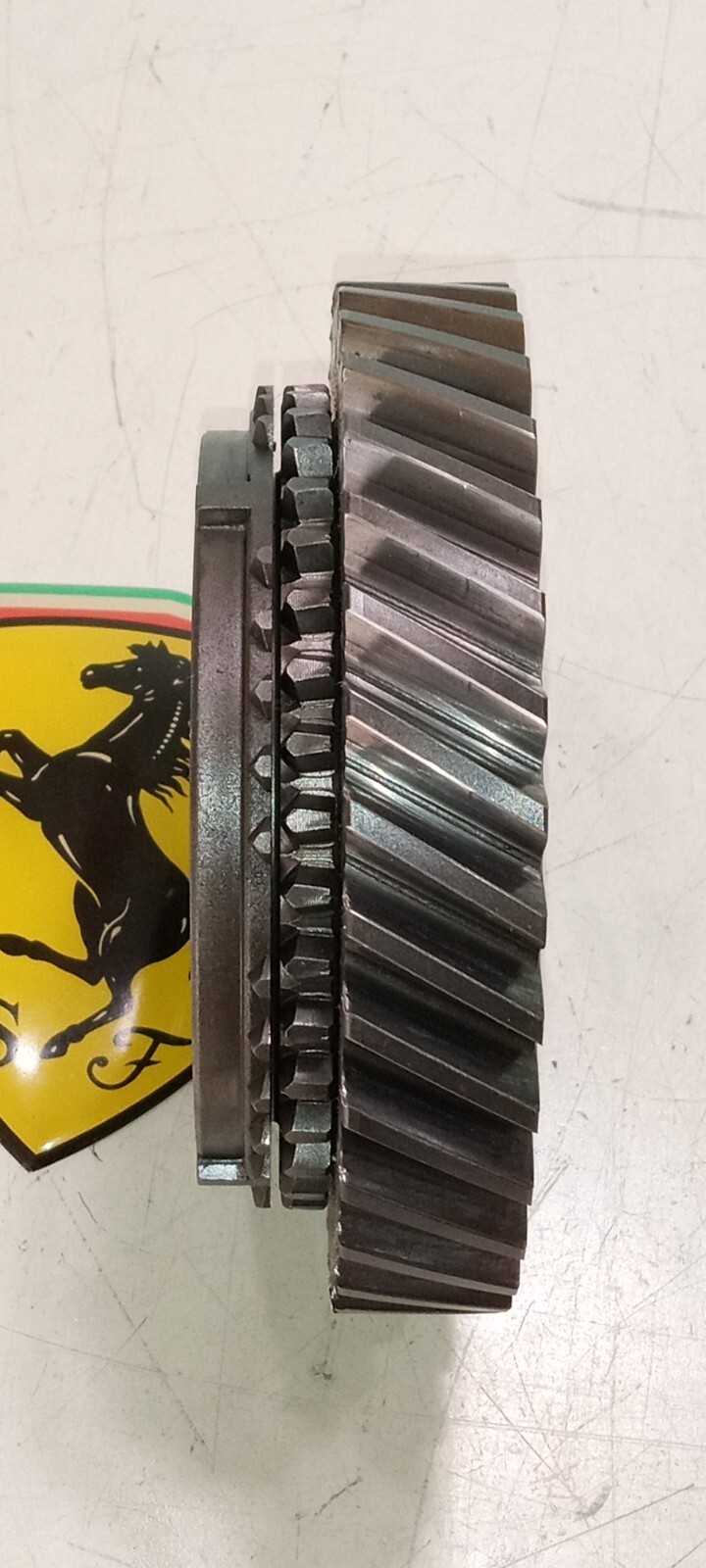 Ferrari Testarossa Engine Transmission First Gear_140207_Synchronizer Ring_512