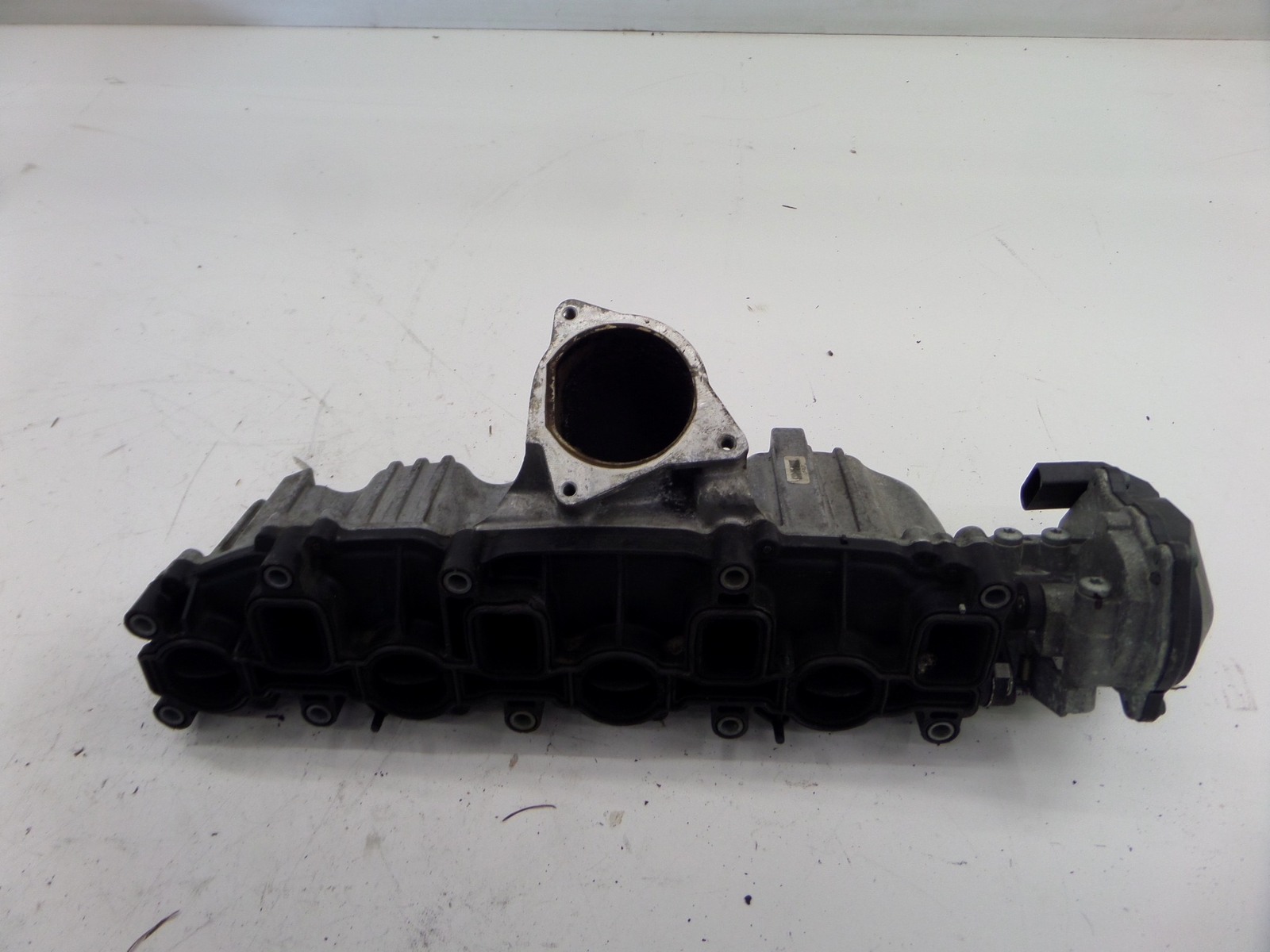 VW Jetta TDI Golf 2L Air Intake Manifold MK5 OEM 03L 129 086 Actuator