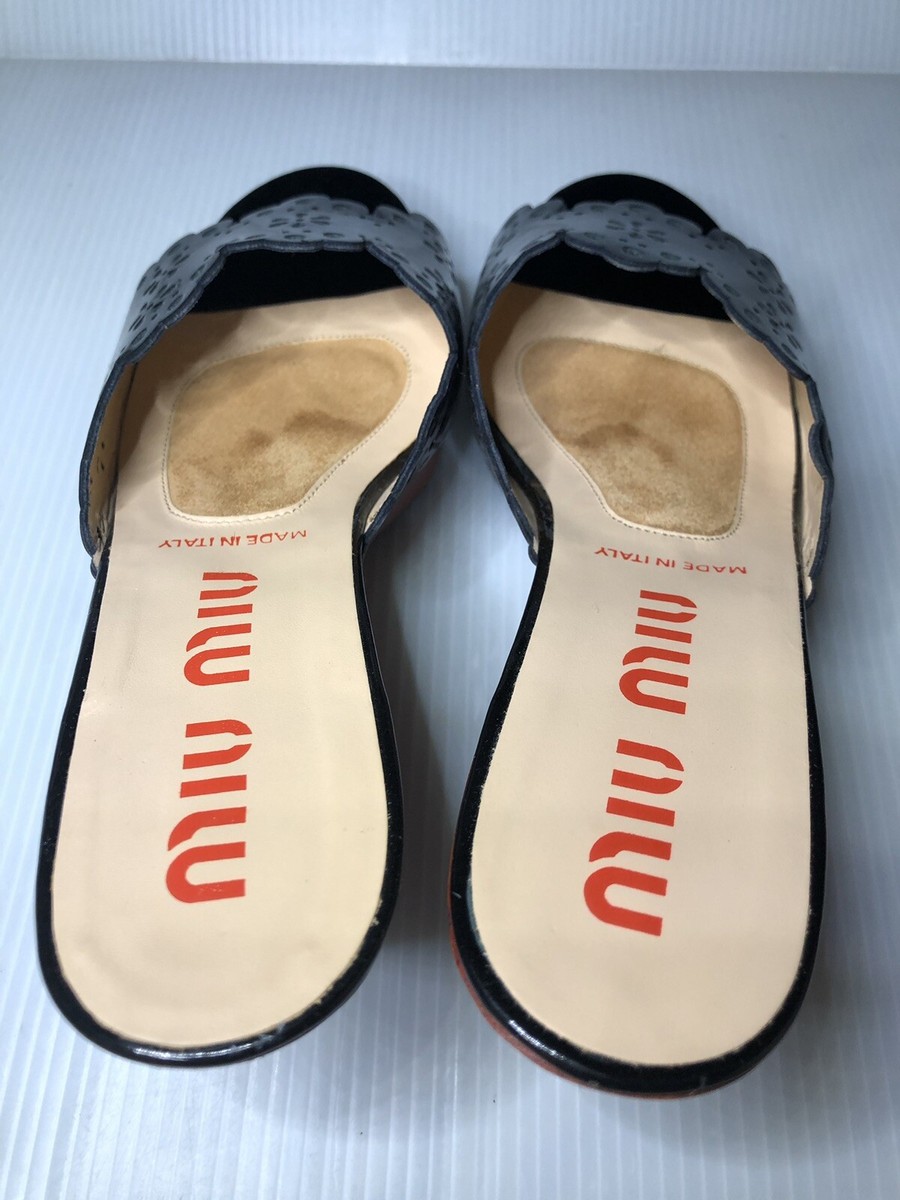 Miu Miu Black Patent Leather Platform Wooden Heels Sandals Miu Miu Black Patent Leather Platform Wooden Heels Sandals