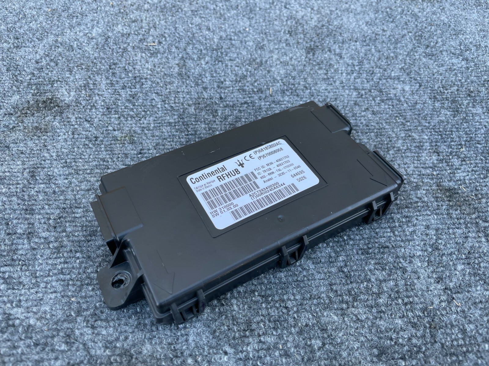PASSIVE ENTRY CONTROL MODULE ASSEMBLY OEM 36K 14-17 MASERATI GHIBLI M157