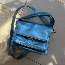 Marni Umhängetasche Leder Blau Metallic Hard...