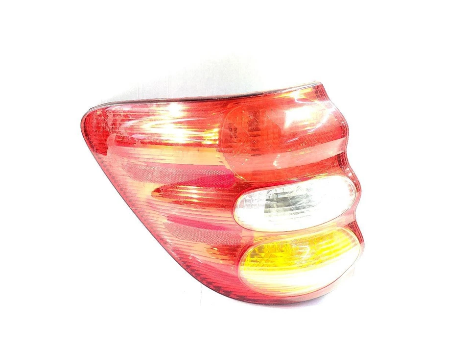 2001 2003 2003 2004 Toyota Sequoia OEM Left Rear Tail Light Quarter Mounted - Image 3 of 4