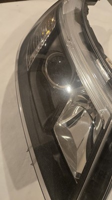 2008-2011 SAAB 9-3 Passenger Right Side Front Headlight Lamp Halogen OEM
