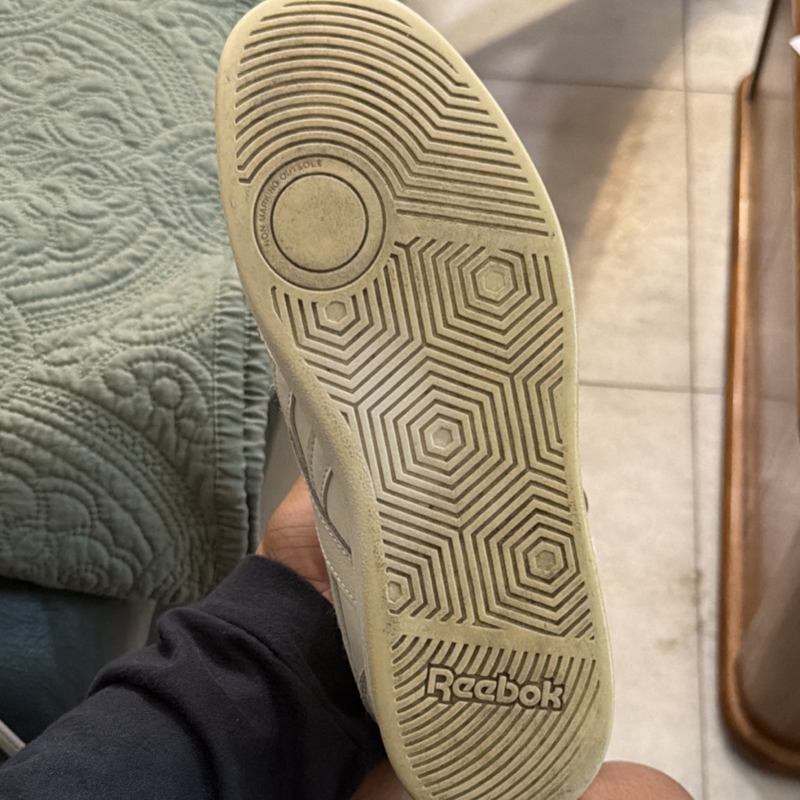 Reebok White Lace Up Low Top Solid Pattern Athlet… - image 5