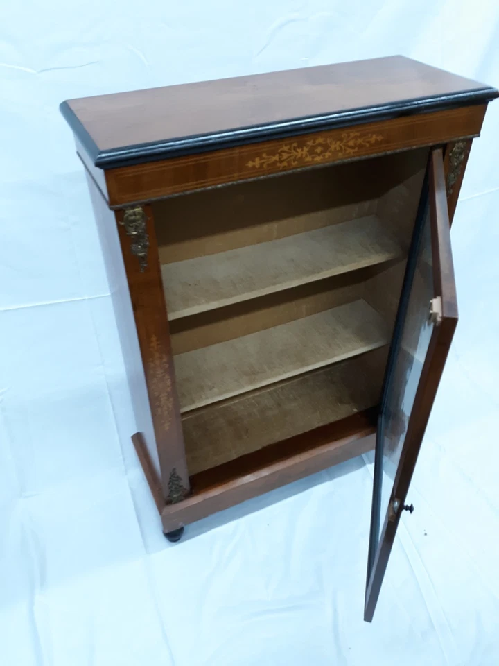 Витринный шкаф 19 века из позолоченного дерева и стекла в стиле Людовика XV 3 полки - Изображение 3 из 4