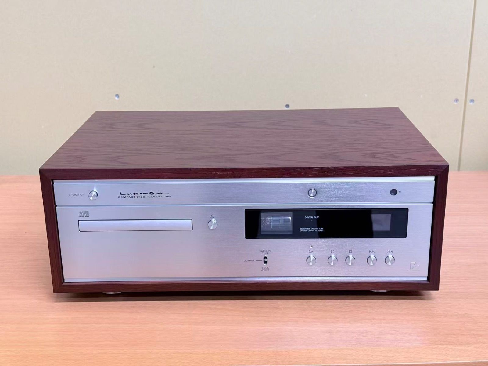 Luxman D-113D vintage audio equipment - eBay listing photo 4