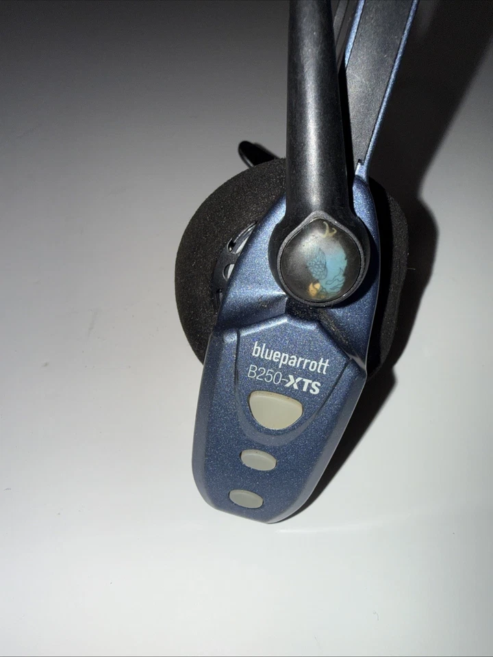 Blue Parrot Headset B250-XT Works Great - Image 3 of 4