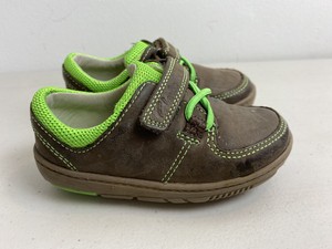 clarks shoes kids green