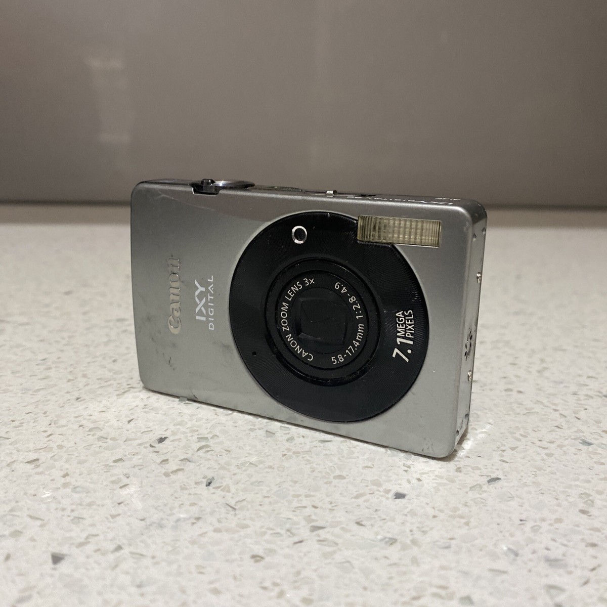 キャノンCanon IXY DIGITAL 90 通電確認済　ジャンク　現状品 キャノンCanon IXY DIGITAL 90 通電確認済 ジャンク 現状品