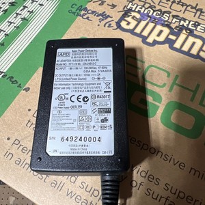 GENUINE APD IOMEGA Power Supply Adapter 12 V 5V 1.5A DA-30C01 30941701 DC