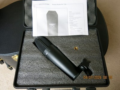 Peavey Studio Pro  M2 Large Format Condenser Mic /Selectable Polar Response