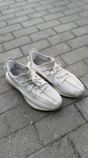 adidas Yeezy Boost 350 V2 Bone Sneaker