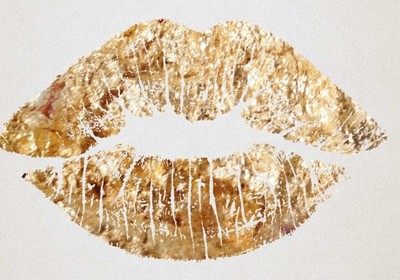 Gold Glam Lips Graphic Bougie Art on 40  X 20  Canvas Large Framed Shiny