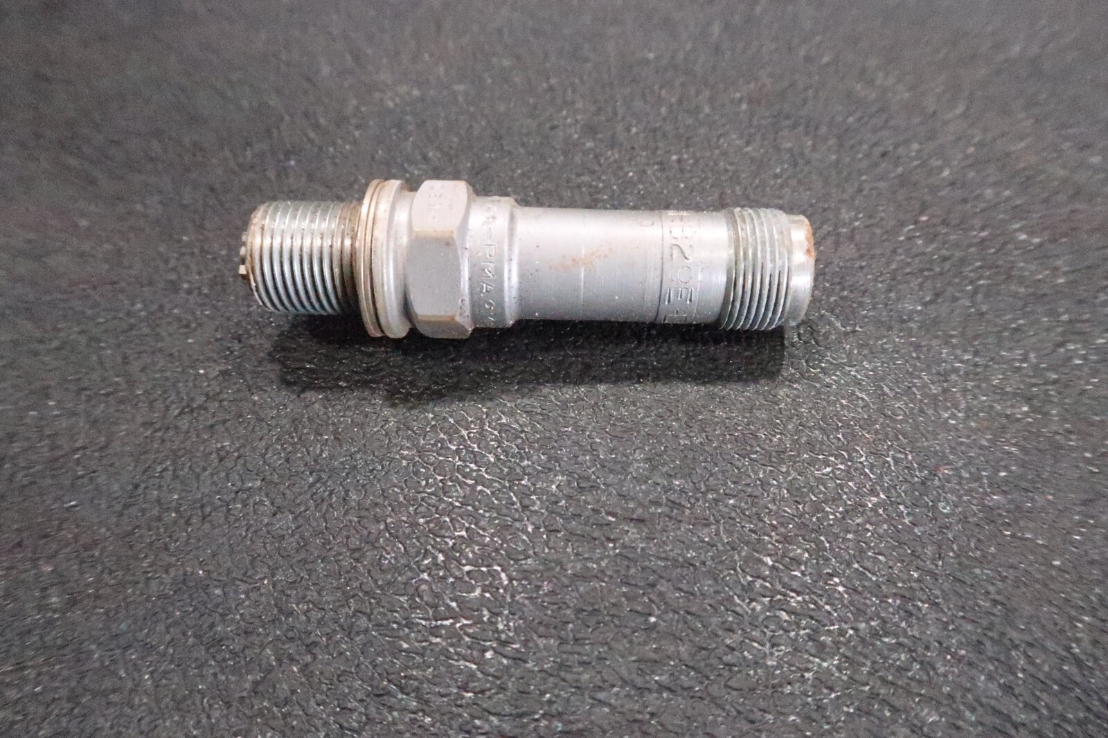NEW Champion Spark Plug RHB29E