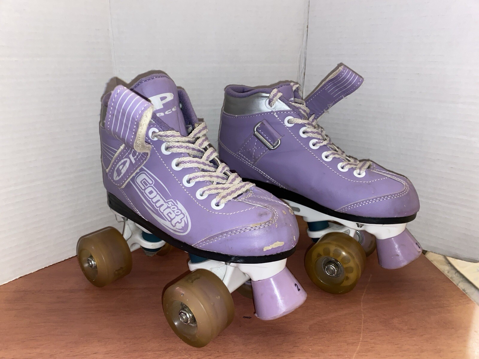 Kids Size 2 Purple Light Up Wheels