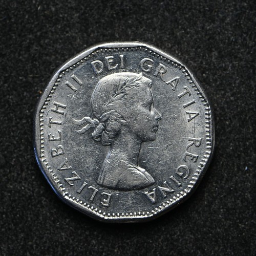 1962 Canada Five Cents Double Date Variety (bb17958) - Picture 2 of 2