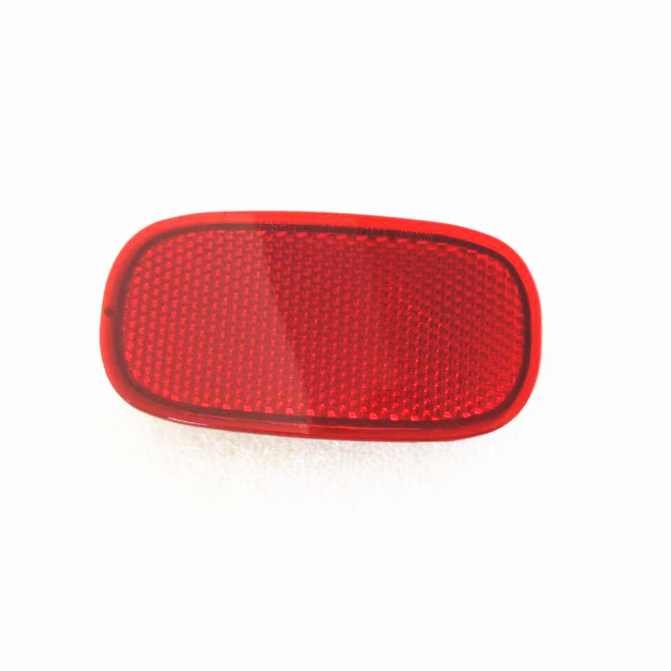 Pair Of Rear Side Marker Lights For 1996-2000 Toyota RAV4 - Direct OE Replacement (8175042010 8176042010)
