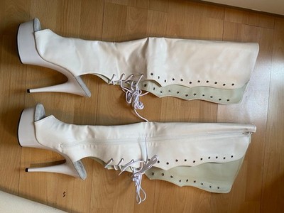 NEU!  Pleaser  Overknee-Stiefel  Delight  (Gr. 39)