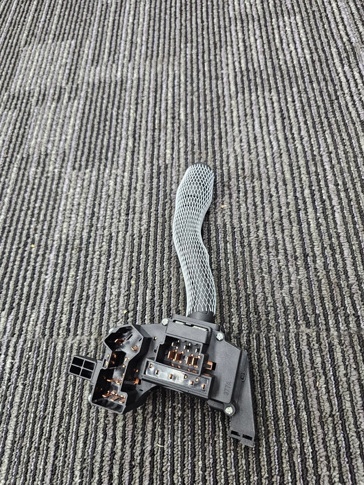 Interruptor de señal atenuador SAE1147 para modelos Ford F-150 1999 2000 2001 2002 2003 Foto 2 de 4