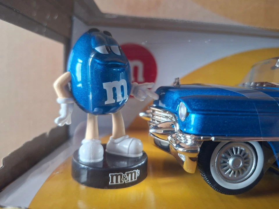 Jada 1/24 M&M'S  Bleu & 1965 Cadillac Eldorado (ET) - Photo 2/4