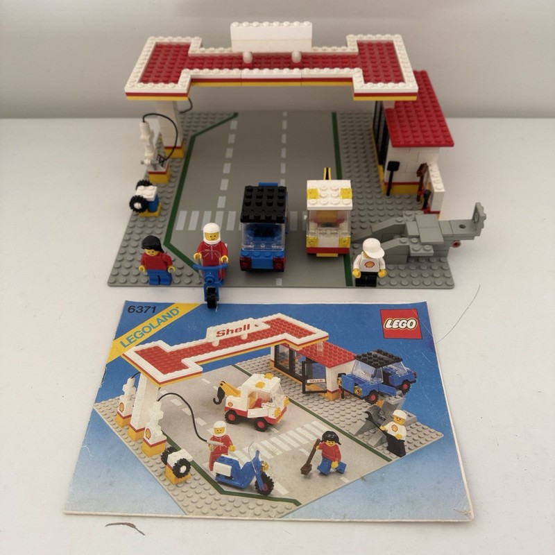 LEGO 6371 Shell Service Station 1983 Building 100% Complete Instructions Box