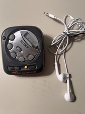 Sony Walkman SRF-M35 AM/FM Radio Vintage W/ Belt Clip W/apple Ear Plugs Instruct