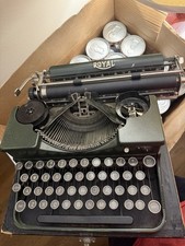 Vintage Royal Model P Black Typewriter On Base Fine Working Condition thumbnail