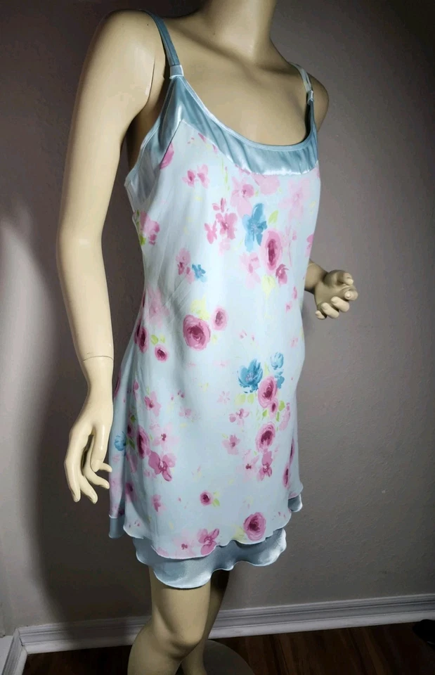 Camisola encantadora azul transparente rosa sobreposição flutuante e cetim grande nova sem etiquetas  - Imagem 2 de 4