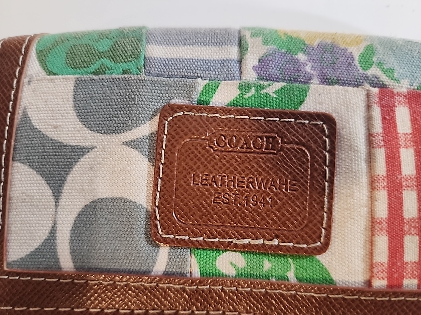 Coach Vintage Hamptons Patchwork Mini Wallet Keyc… - image 2