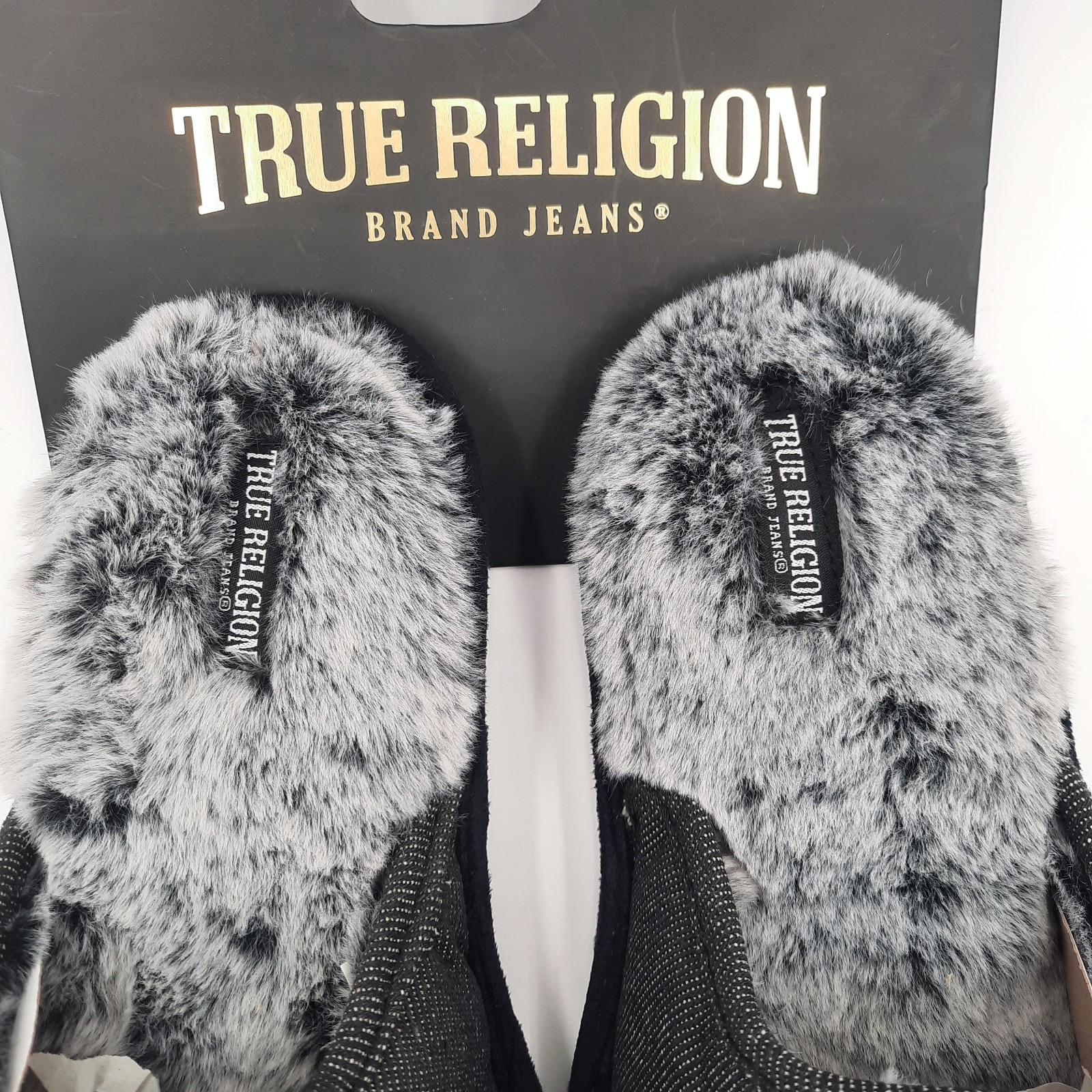 True Religion Slippers Men's S (7-8) Gray With Gold Horseshoe New thumbnail 3