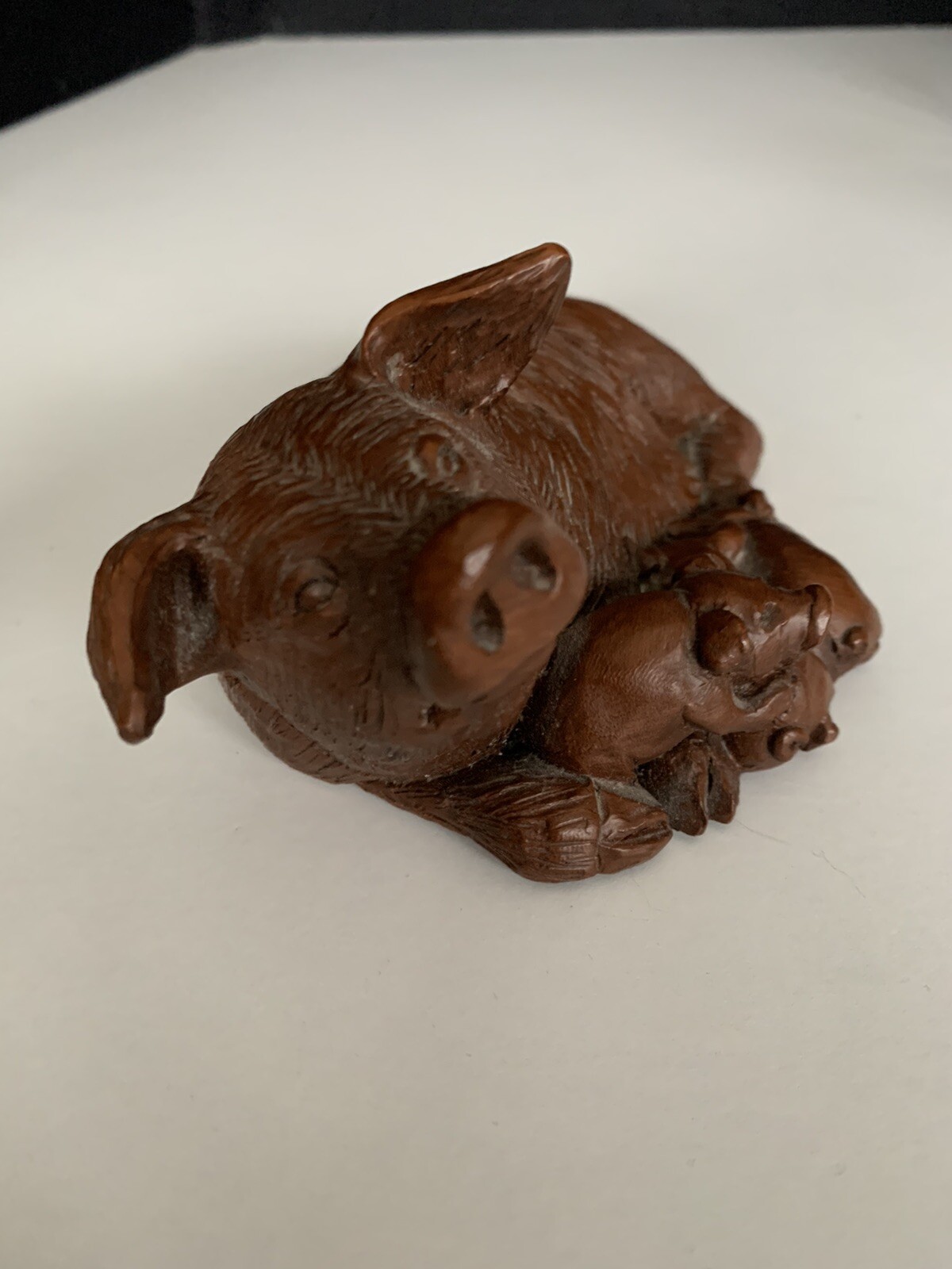 Red Mill Mfg Sow Pig & 2 Piglets Figurine Mom Babies Laying Down