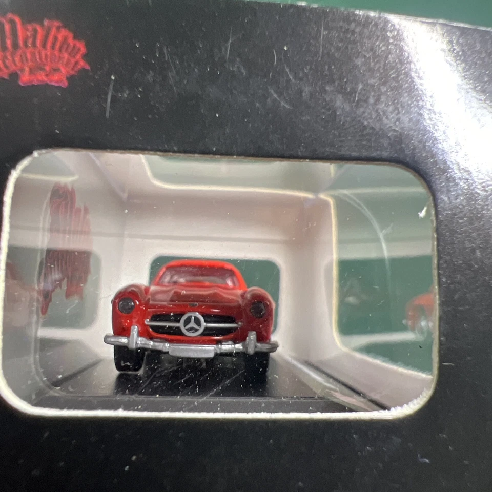 Malibu International LTD, Model Collection Mercedes Benz 300SL, HO / 1:87 scale - Image 3 of 4