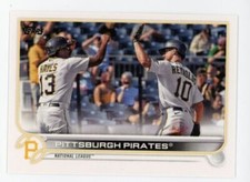 2022 Topps Series 2 #646 Pittsburgh Pirates - TEAM BASE BASEBALL CARD