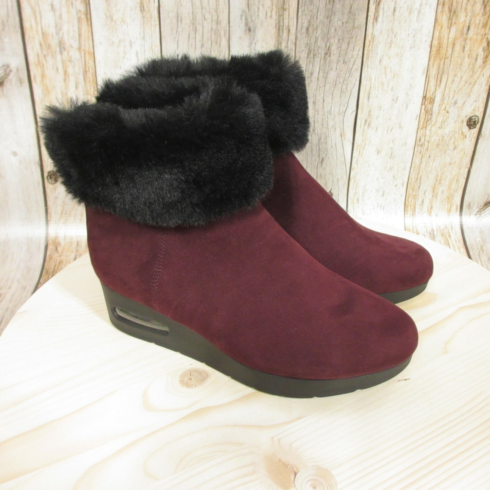 DKNY Abri Ankle Boots Womens 7 Wedge 