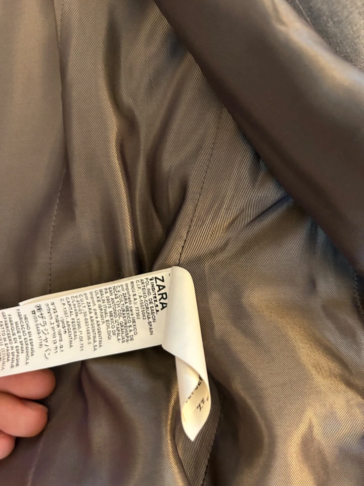 Conjunto de traje vintage de piel de tiburón Zara plateado/gris talla 10 Foto 3 de 4