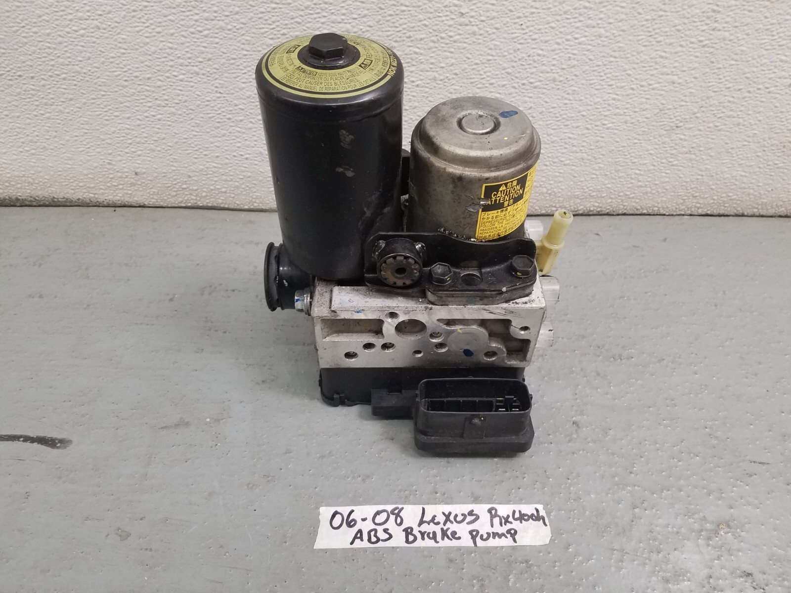 TOYOTA HIGHLANDER HYBRID LEXUS RX400h ABS PUMP ASSEMBLY 4451048060 OEM