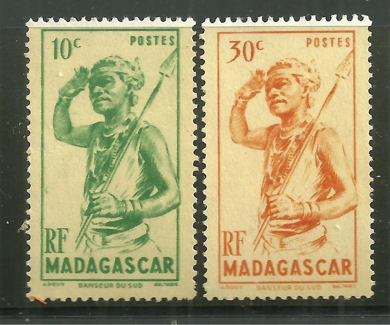 MADAGASGAR  269-70 MINT NO GUM SOUTHERN DANCER