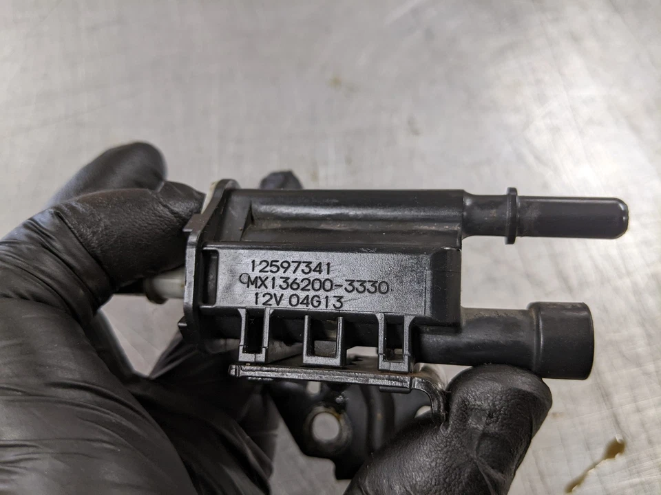 EVAP Purge Valve From 2006 Hummer H3 3.5 12597341 Foto 4 de 4