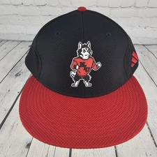 Adidas Northern Illinois NIU Huskies Football Fitted Hat Size 8 Cap Black Red