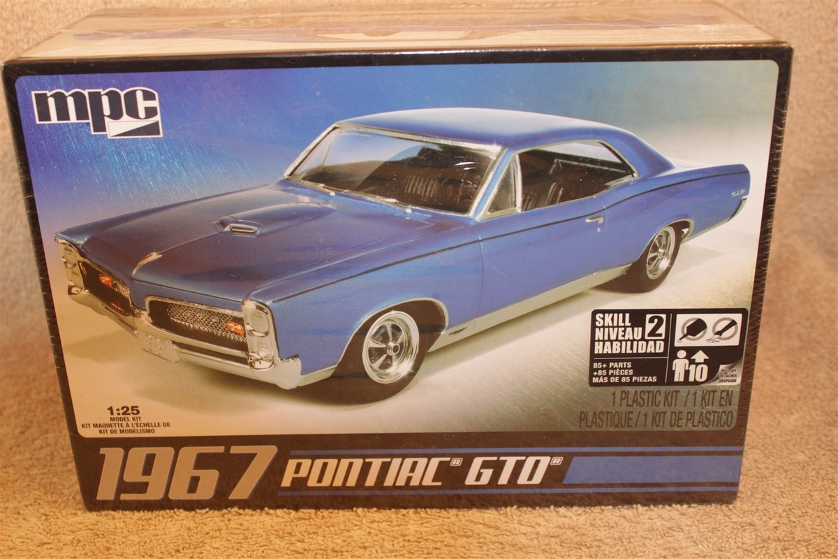 プラッツ 1/25 &#39;67 ポンティアックGTO プラモデル MPC710 2mvetro Amazon.com: MPC: 1:25 Scale Model Kit - 1967 Pontiac GTO