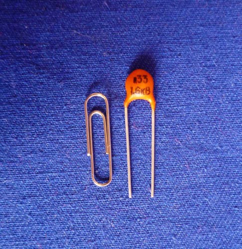 HIGH VOLTAGE CAPACITOR WCZ 330pF 1.6kV - Picture 2 of 2