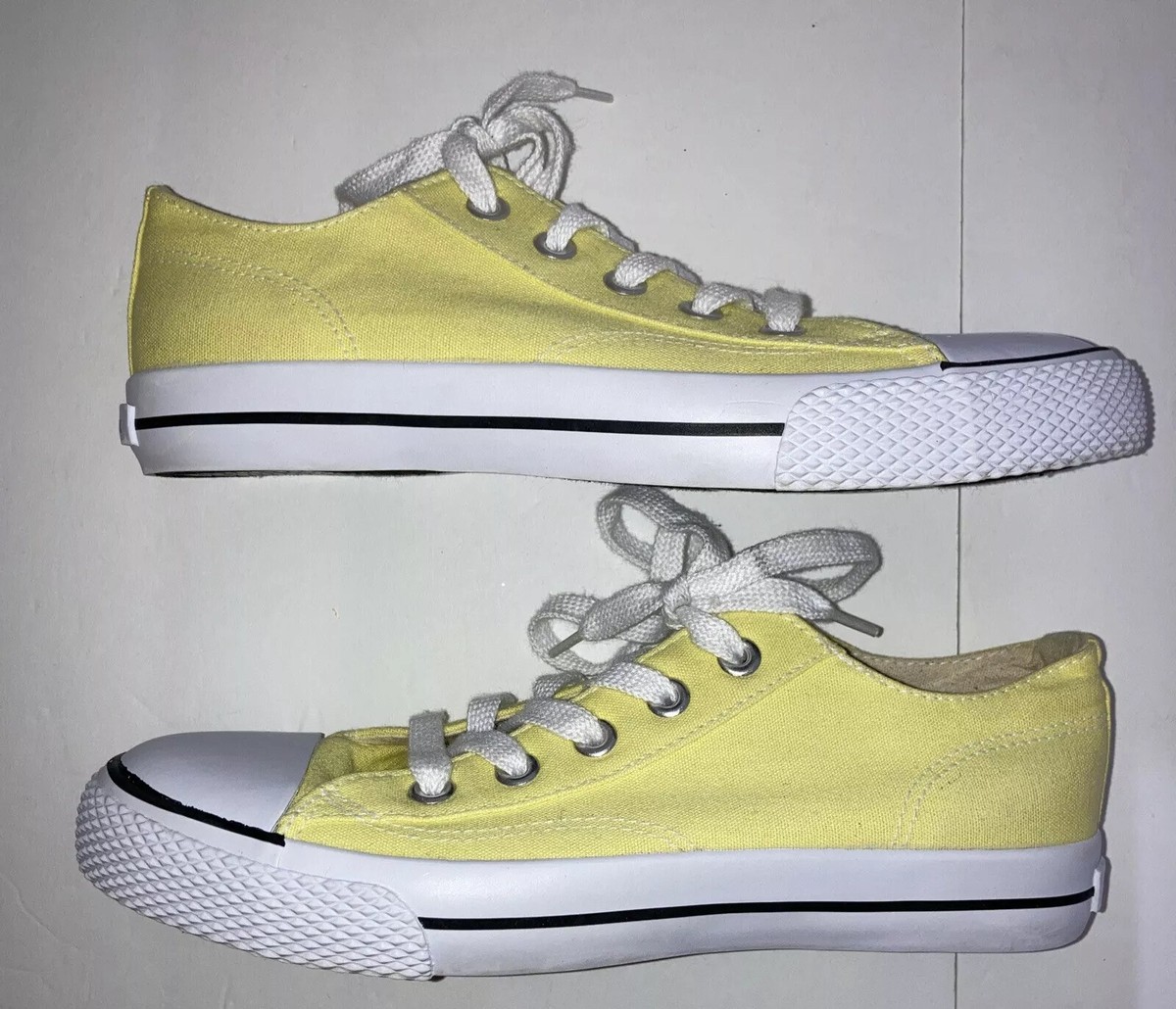 Airwalk Size 9, Women's Yellow Low top Sneaker. | eBay