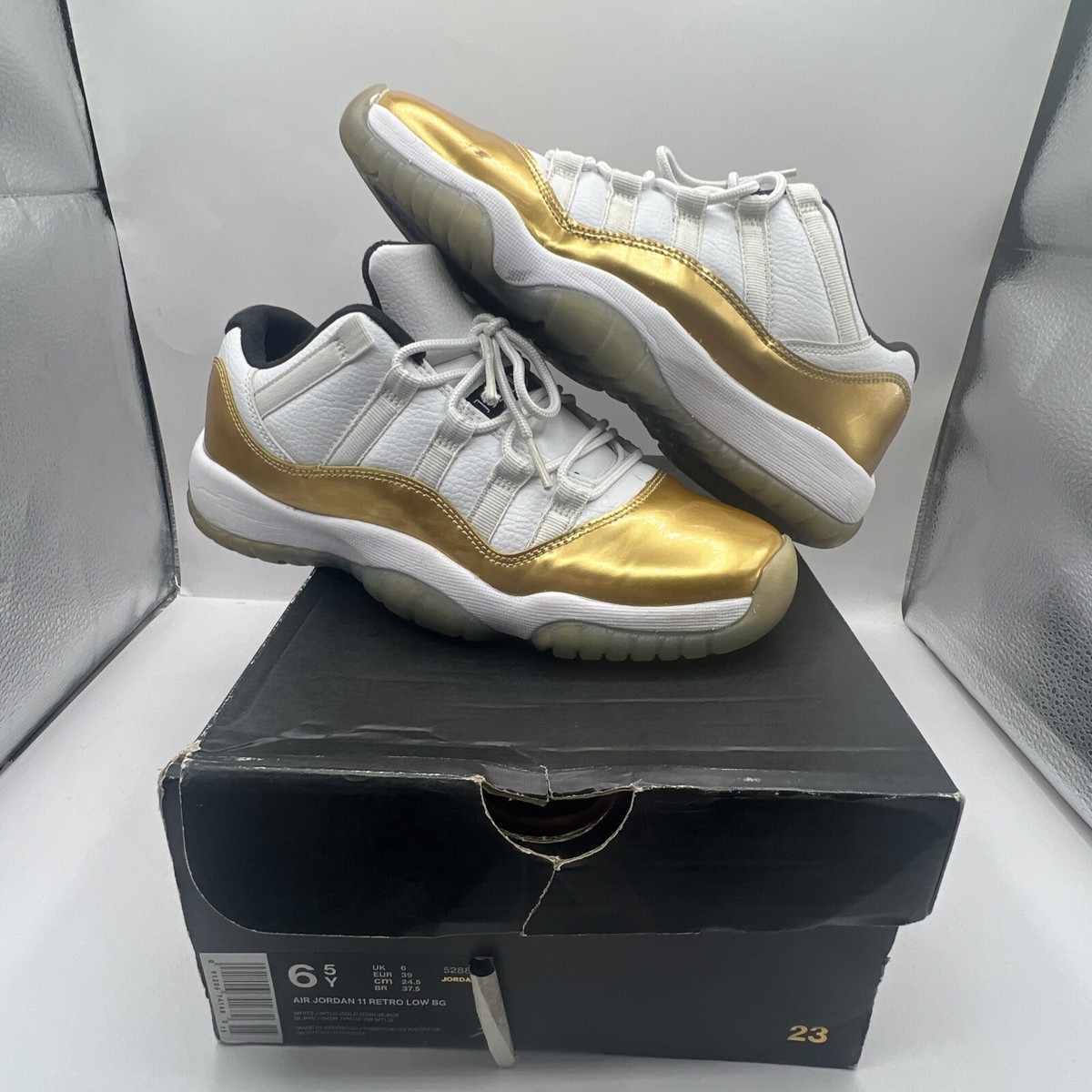 ジョーダン11 Nike Air Jordan 11 XI Retro Low Closing Ceremony GS 528896-103