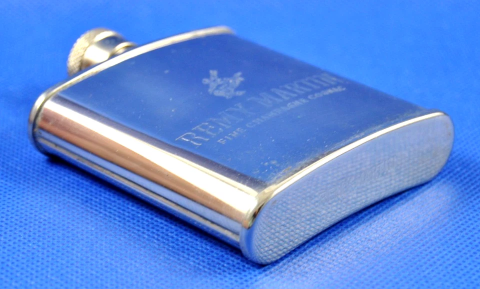 Original REMY MARTIN Fine CHAMPAGNE COGNAC Stainless Steel 2oz / 50ml HIP FLASK - Image 4 of 4